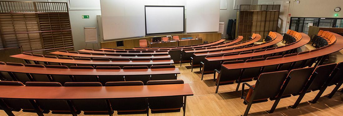 Mäkelän Koulun auditorio